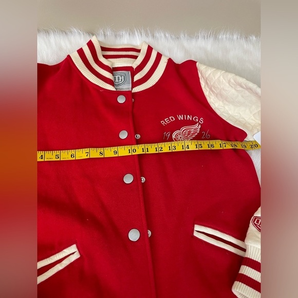 Detroit Red Wings old Time Hockey Red and White Varsity Jacket - Picture 8 of 12